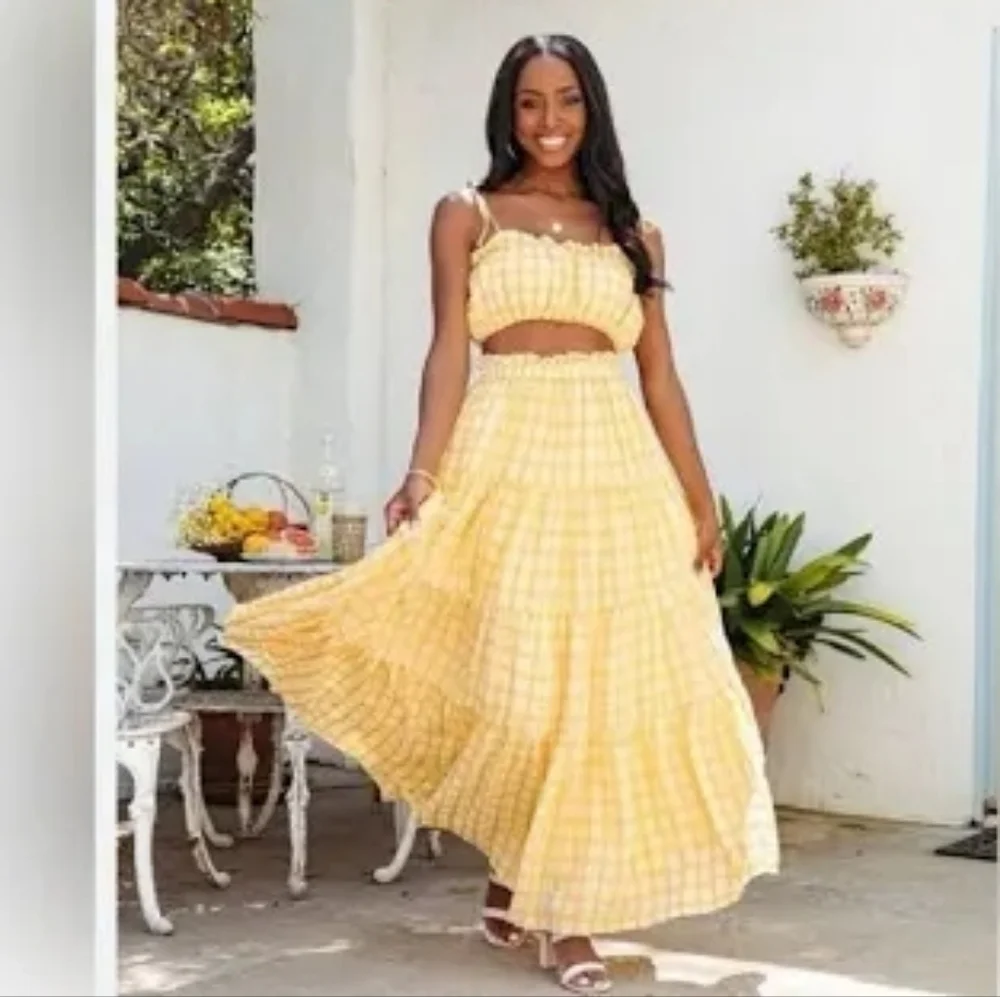 Vici Yellow Two Piece Skirt Set - Picture 14 of 16